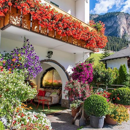 Bed and Breakfast Garni Bondi Selva di Val Gardena Zewnętrze zdjęcie