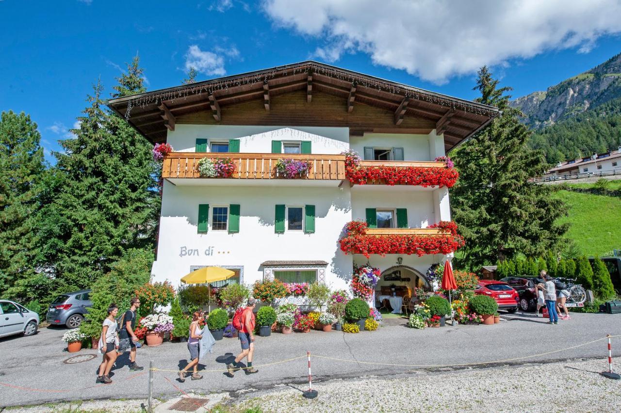 Bed and Breakfast Garni Bondi Selva di Val Gardena Zewnętrze zdjęcie